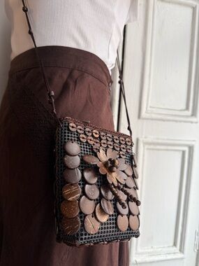 Brown Shell Beaded Mini Boho Bag Zipper Closure Y2K 90s Minimalist